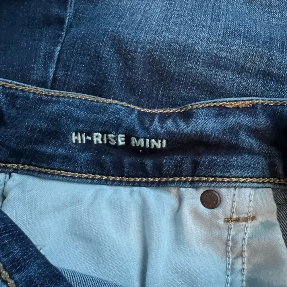 American Eagle Denim Hi-Rise Next level‎ Stretch Mini Skirt - Size 4